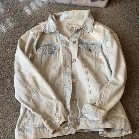 Light Denim Jacket - Picture 1 of 2